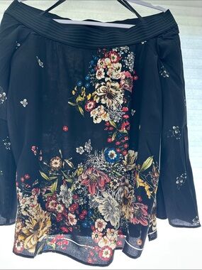 Philosophy Black Floral Off-Shoulder Blouse